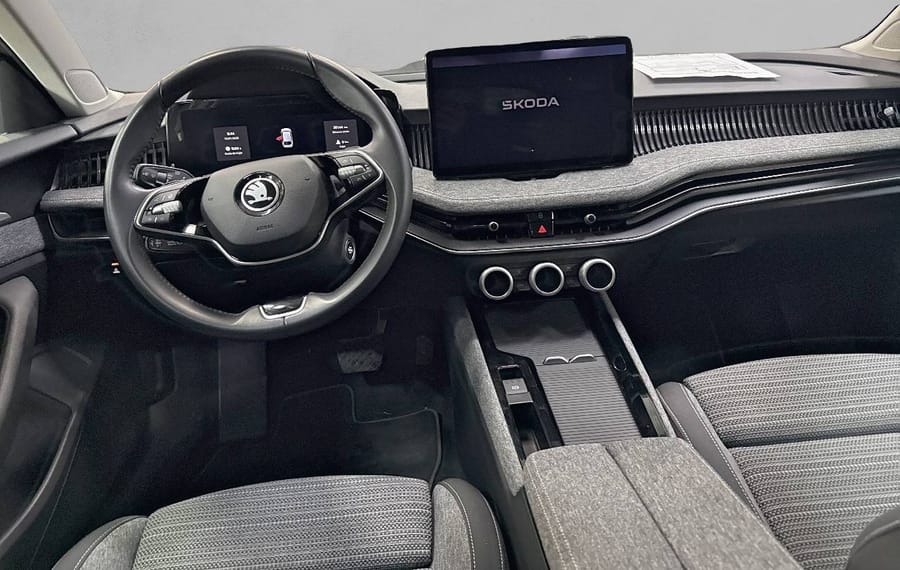 Choisissez votre skoda superbbreak chez CarGo Flex