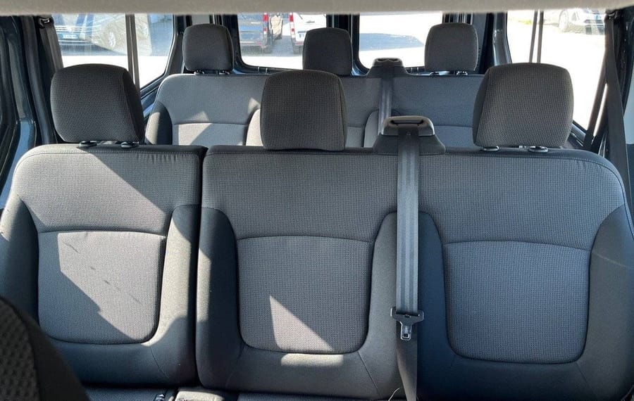 Choisissez votre renault traficcombi chez CarGo Flex