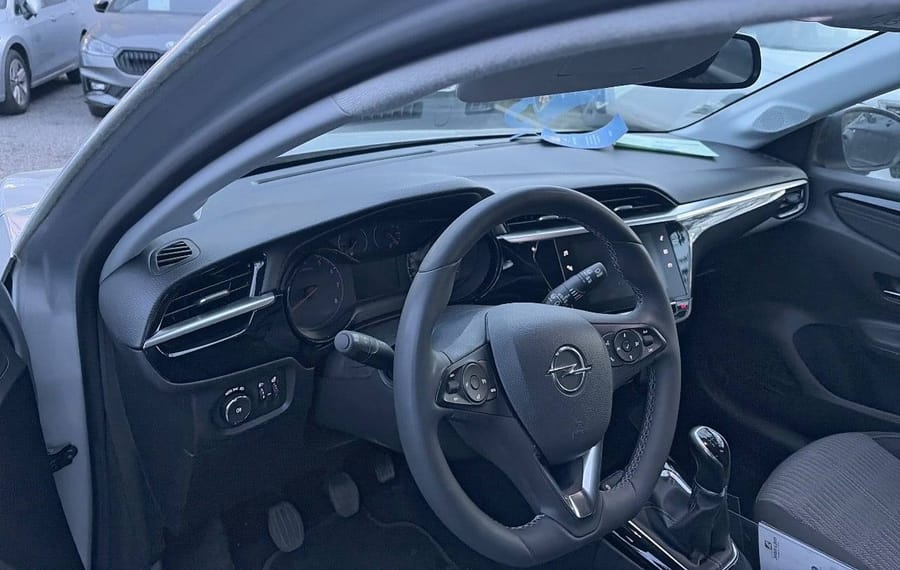 Choisissez votre opel corsa chez CarGo Flex