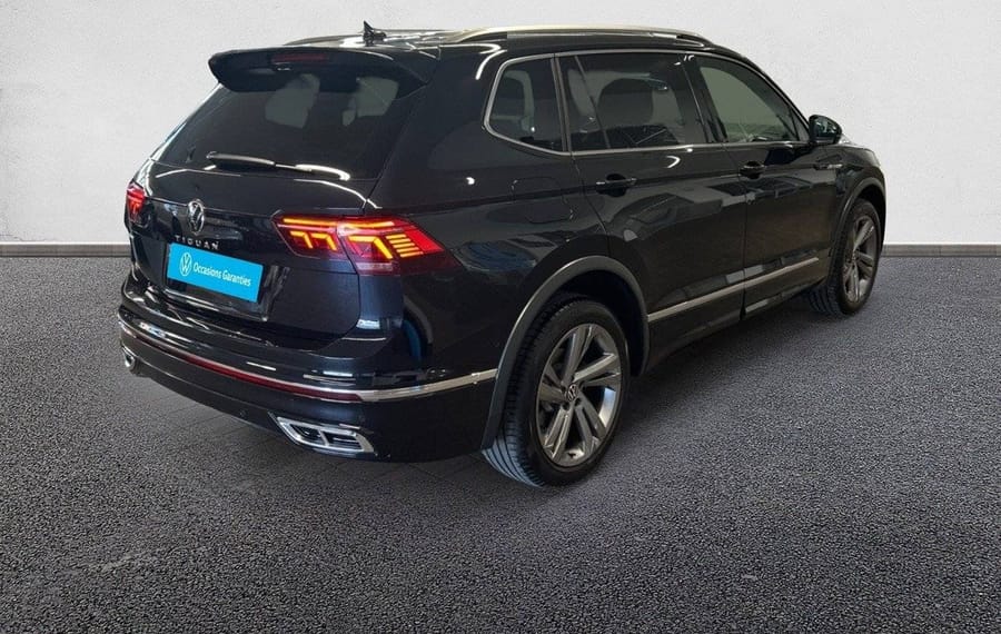 Choisissez votre volkswagen tiguanallspace chez CarGo Flex