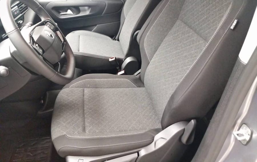 Choisissez votre opel combo chez CarGo Flex