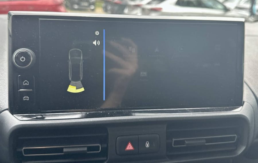 Choisissez votre opel combo chez CarGo Flex