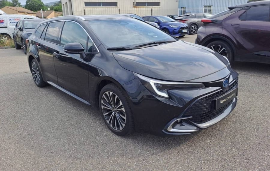 Choisissez votre toyota corollabreak chez CarGo Flex