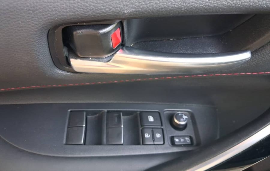 Choisissez votre toyota corolla chez CarGo Flex