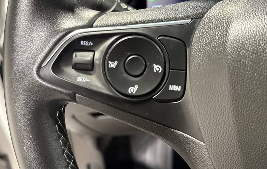 Choisissez votre opel grandland chez CarGo Flex