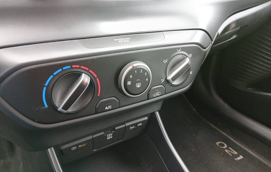 Choisissez votre hyundai i20 chez CarGo Flex