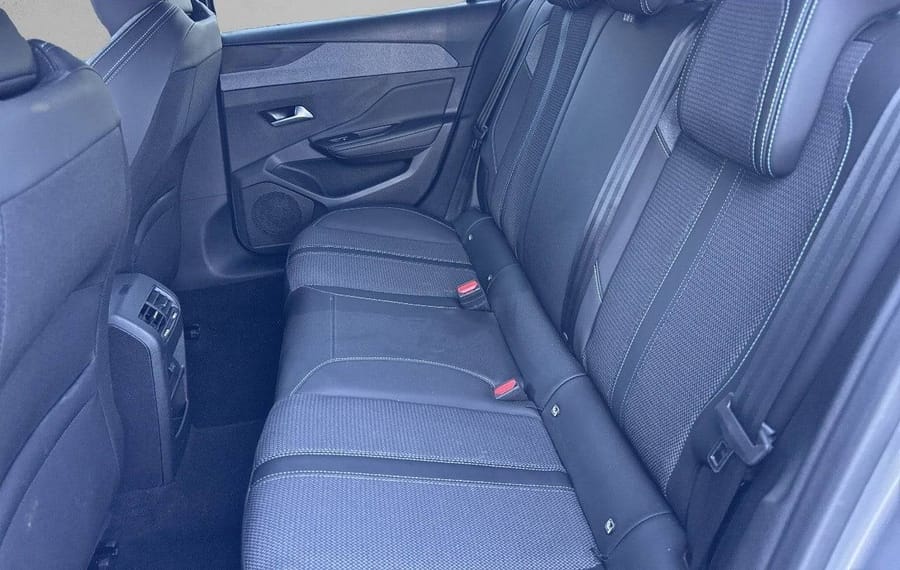 Choisissez votre peugeot 308 chez CarGo Flex