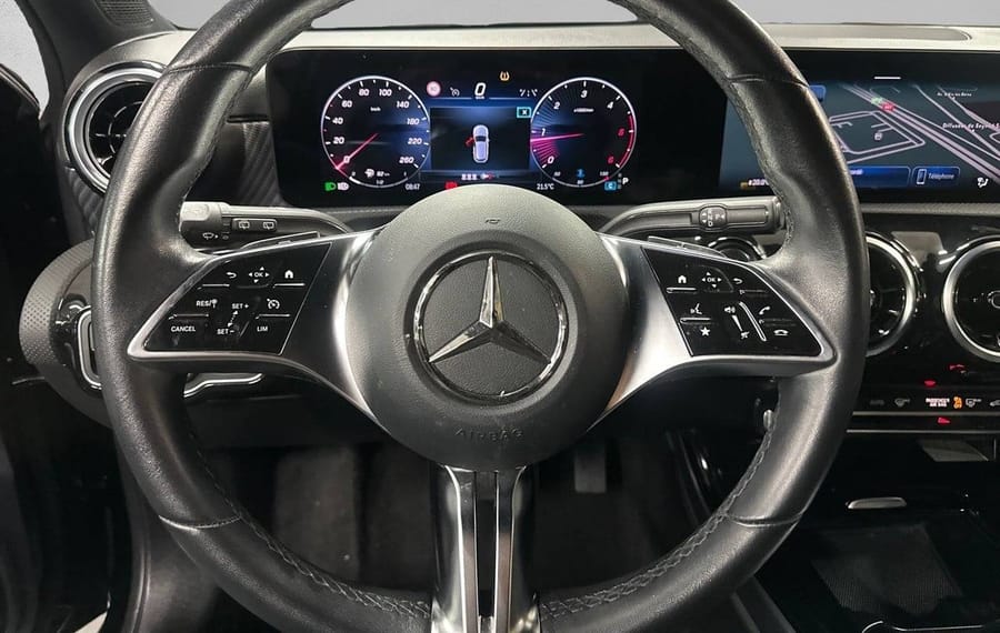 Choisissez votre mercedes classea chez CarGo Flex