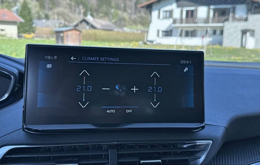 Choisissez votre peugeot 3008 chez CarGo Flex