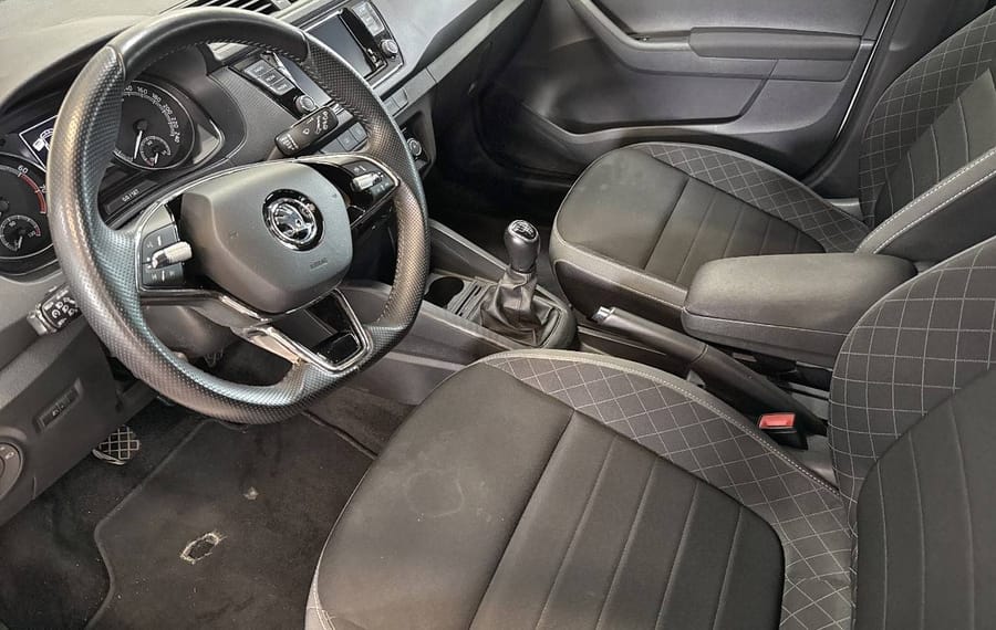 Choisissez votre skoda fabiabreak chez CarGo Flex