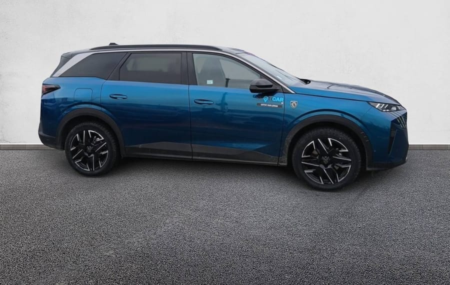 Choisissez votre peugeot 5008 chez CarGo Flex