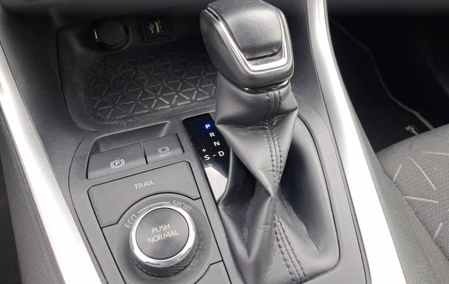 Choisissez votre toyota rav4 chez CarGo Flex