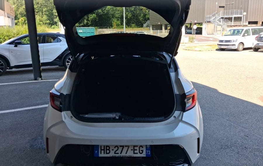 Choisissez votre toyota corolla chez CarGo Flex