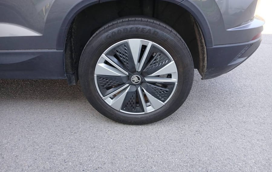 Choisissez votre skoda karoq chez CarGo Flex