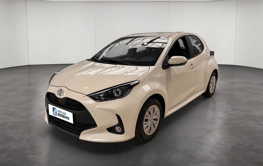 Choisissez votre toyota yaris chez CarGo Flex
