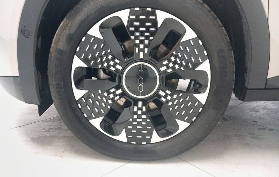 Choisissez votre fiat 600 chez CarGo Flex