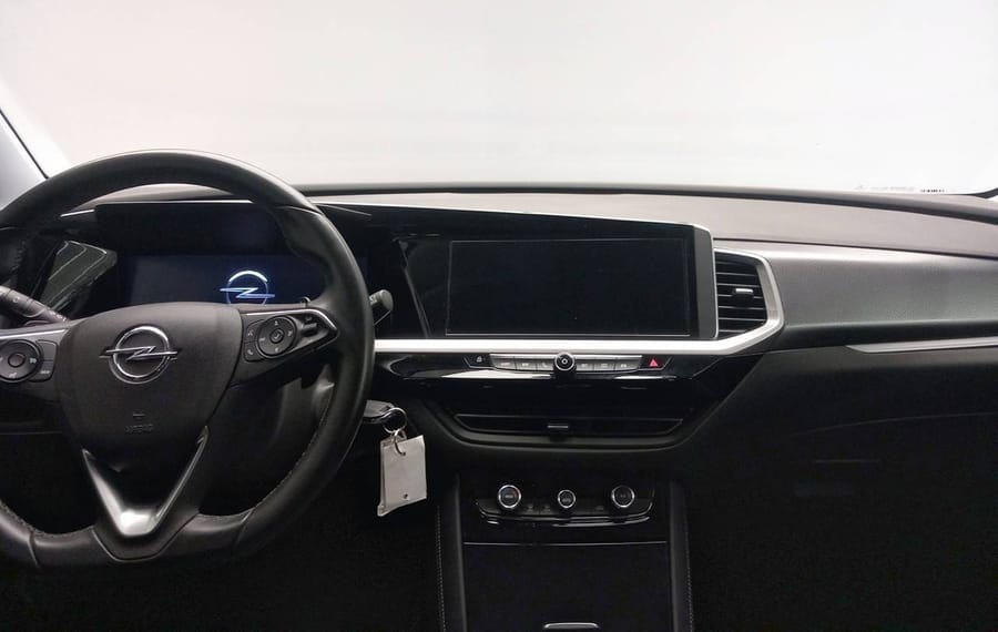 Choisissez votre opel grandland chez CarGo Flex