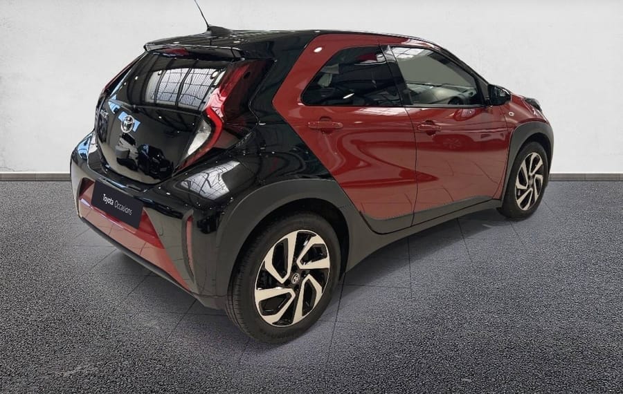 Choisissez votre toyota aygox chez CarGo Flex