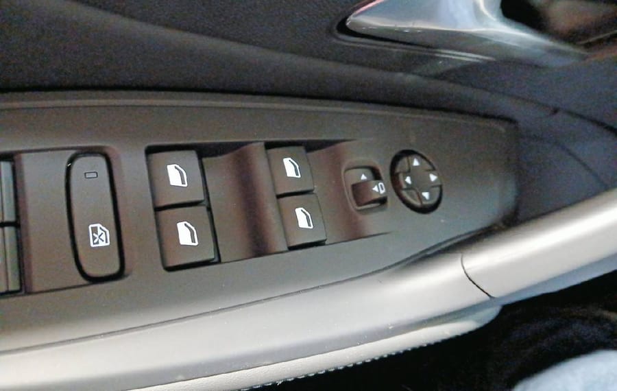 Choisissez votre peugeot 308 chez CarGo Flex