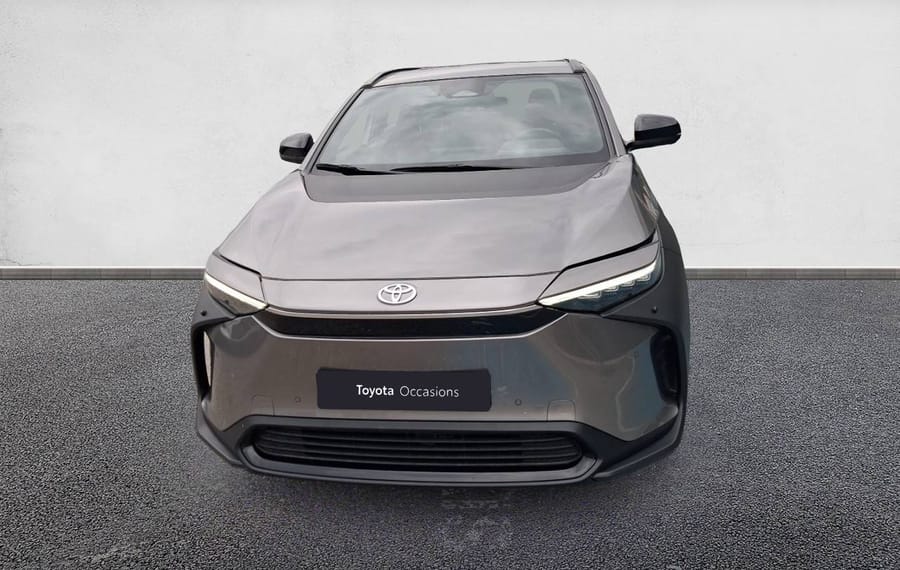 Choisissez votre toyota bz4xelectrique chez CarGo Flex