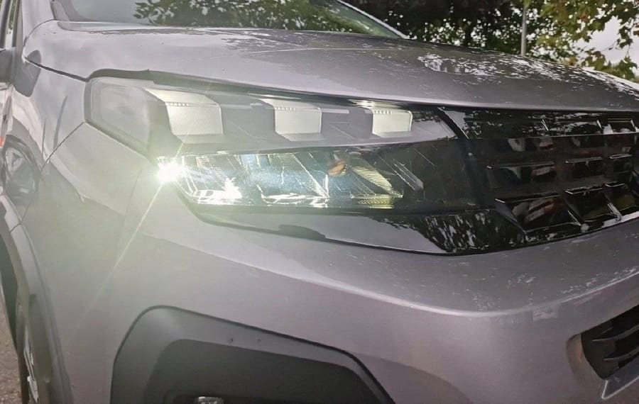 Choisissez votre peugeot rifter chez CarGo Flex
