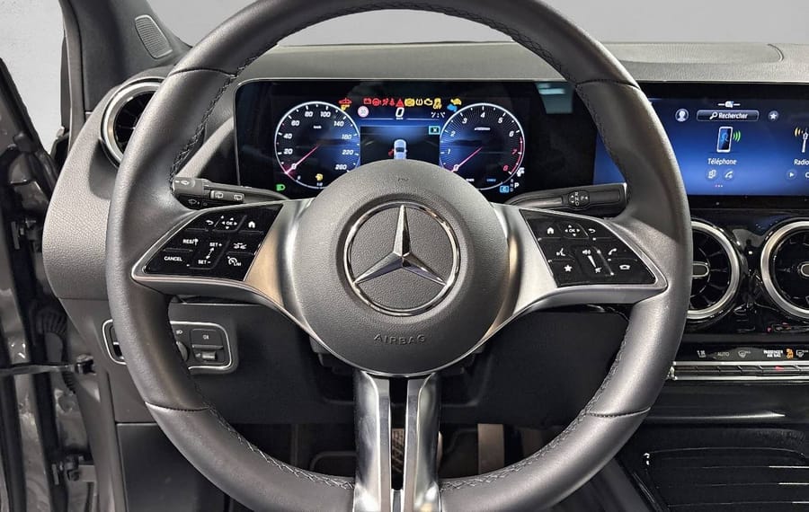 Choisissez votre mercedes classeb chez CarGo Flex