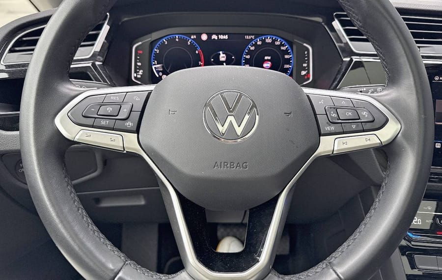 Choisissez votre volkswagen touran chez CarGo Flex