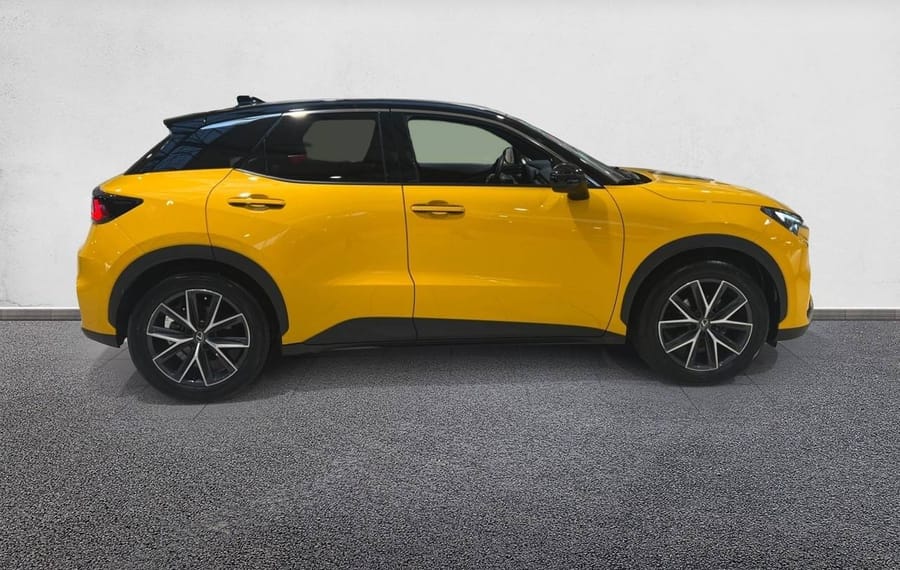 Choisissez votre lexus lbx chez CarGo Flex