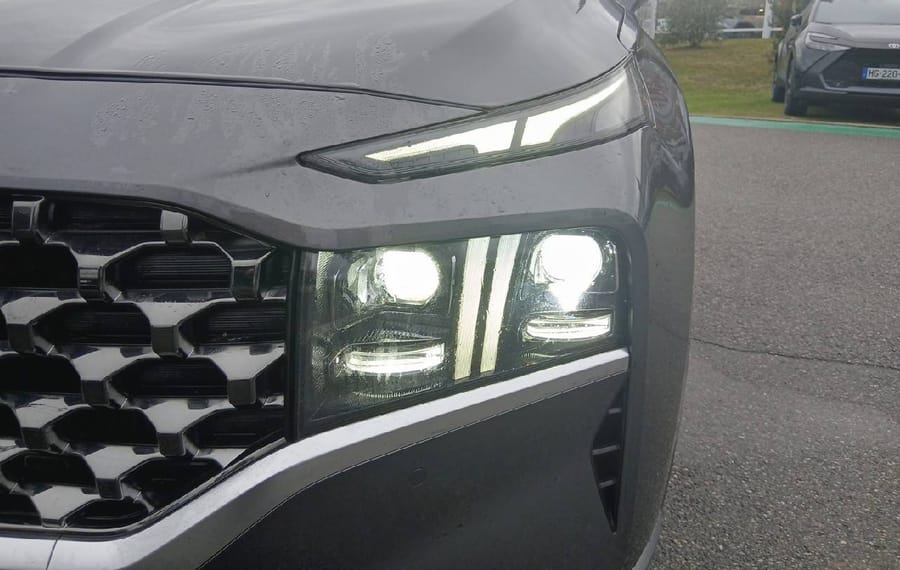 Choisissez votre hyundai santafe chez CarGo Flex