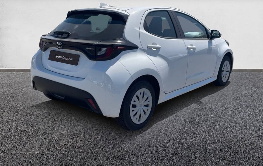 Choisissez votre toyota yaris chez CarGo Flex