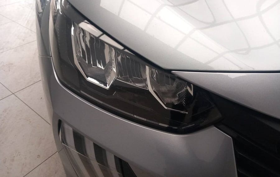 Choisissez votre peugeot 208 chez CarGo Flex