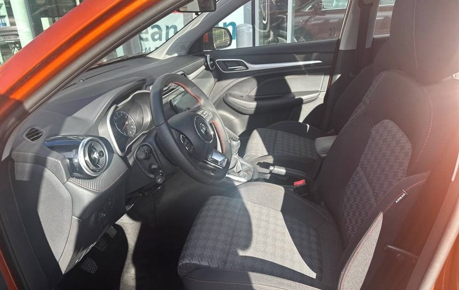 Choisissez votre mg zs chez CarGo Flex