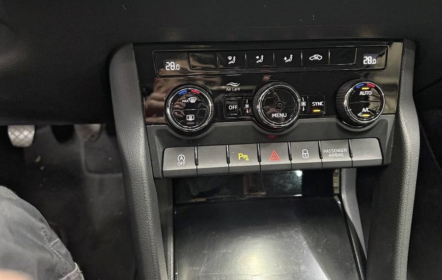 Choisissez votre skoda karoq chez CarGo Flex