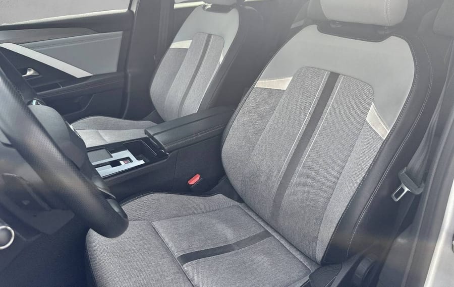 Choisissez votre opel astra chez CarGo Flex