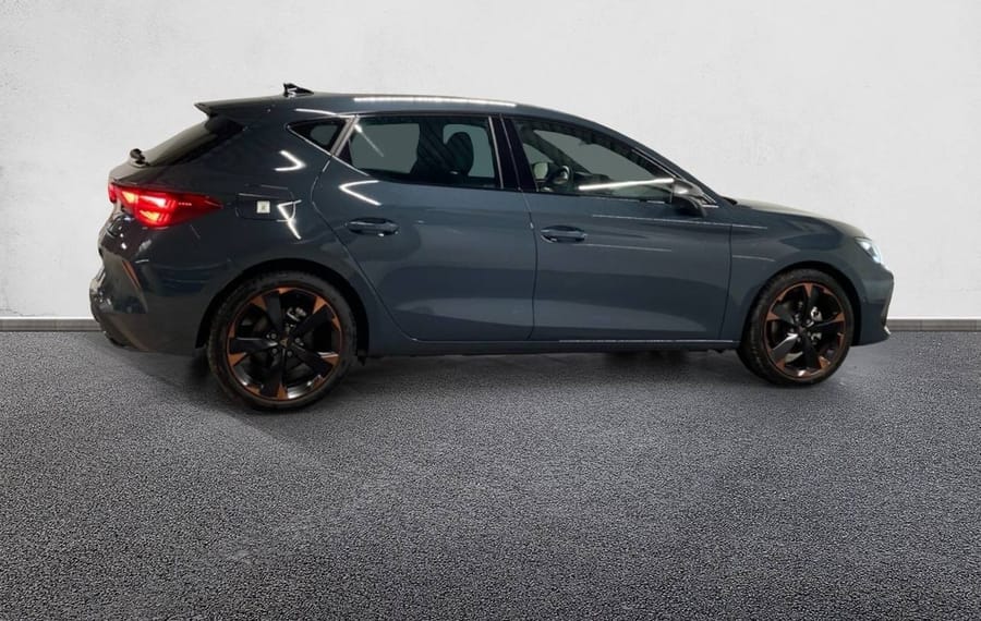 Choisissez votre cupra leon chez CarGo Flex