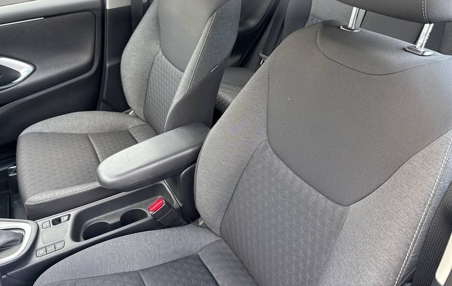 Choisissez votre toyota yaris chez CarGo Flex