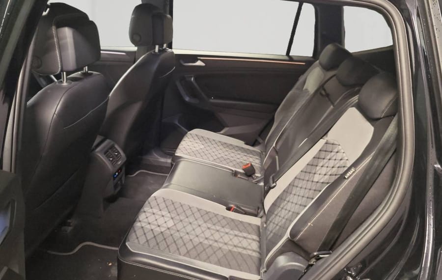 Choisissez votre volkswagen tiguanallspace chez CarGo Flex