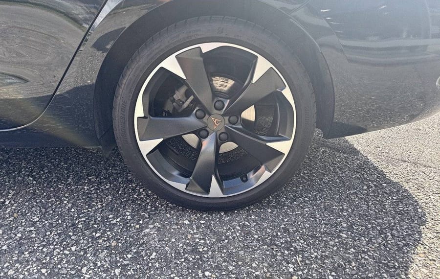 Choisissez votre cupra leonbreak chez CarGo Flex