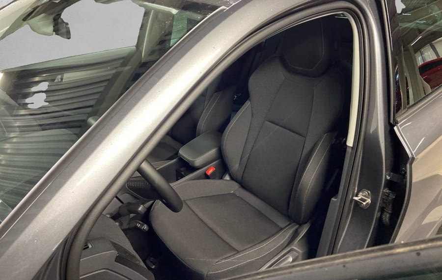 Choisissez votre skoda karoq chez CarGo Flex