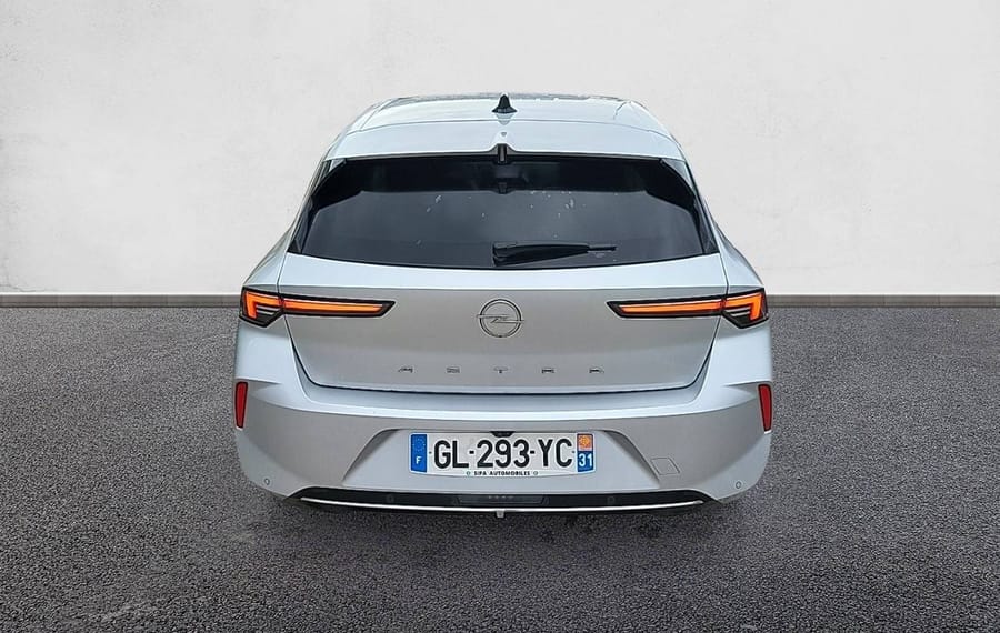 Choisissez votre opel astra chez CarGo Flex