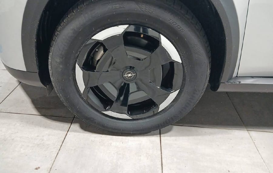 Choisissez votre opel frontera chez CarGo Flex