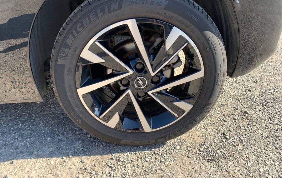 Choisissez votre opel corsa chez CarGo Flex
