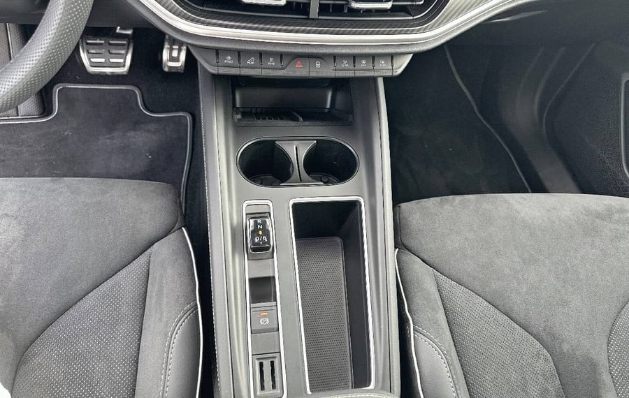 Choisissez votre skoda elroqelectrique chez CarGo Flex