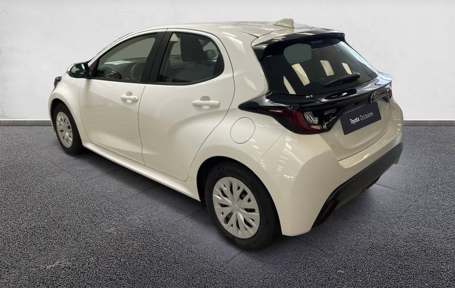 Choisissez votre toyota yaris chez CarGo Flex