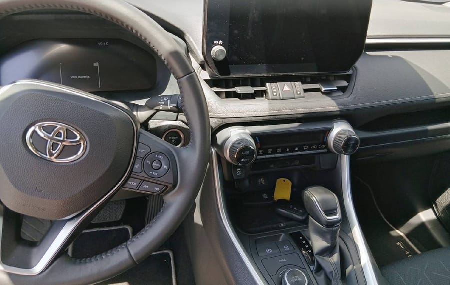 Choisissez votre toyota rav4 chez CarGo Flex