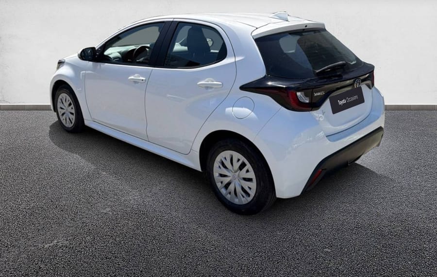 Choisissez votre toyota yaris chez CarGo Flex
