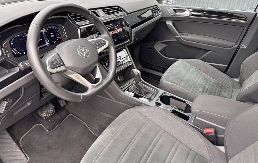 Choisissez votre volkswagen touran chez CarGo Flex