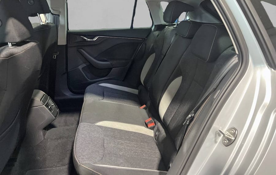 Choisissez votre skoda scala chez CarGo Flex