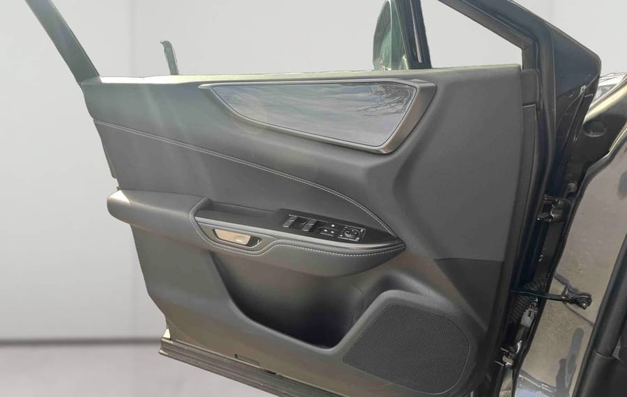 Choisissez votre lexus nx chez CarGo Flex