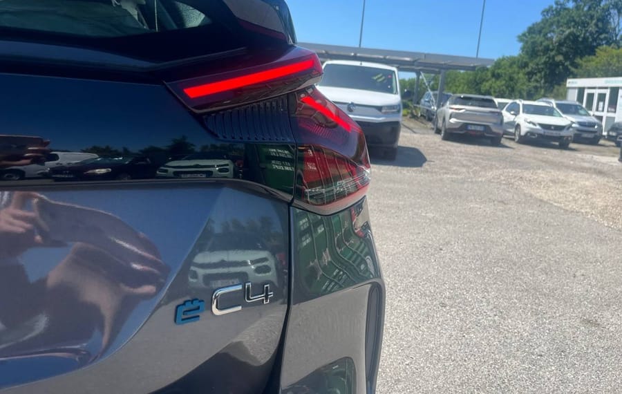 Choisissez votre citroen c4electrique chez CarGo Flex